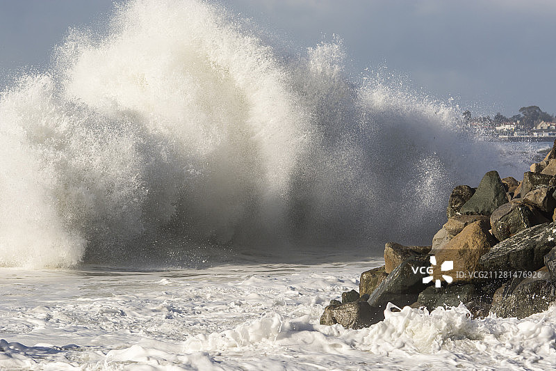 威斯康星州双子湖的大浪景色图片素材