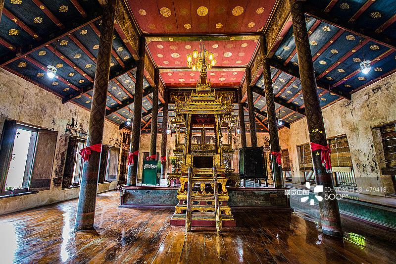 Choeng-thar 寺的讲道台，佛教图片素材