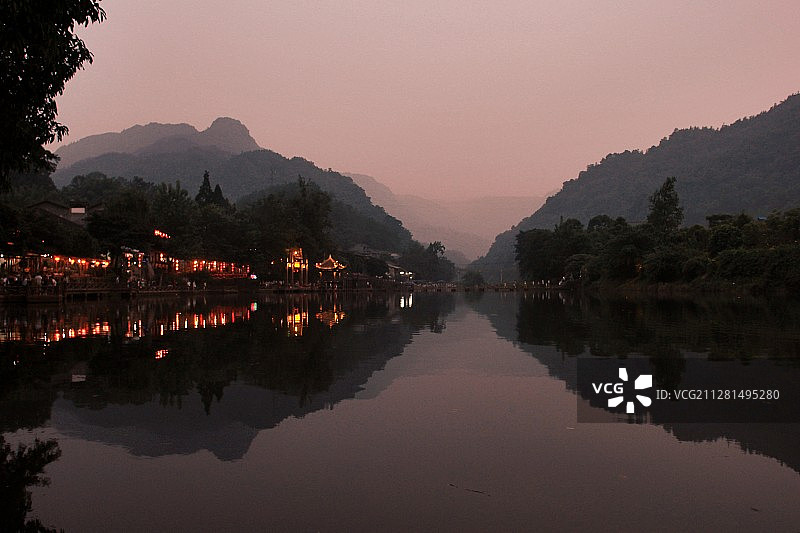 柳江古镇暮色苍茫图片素材