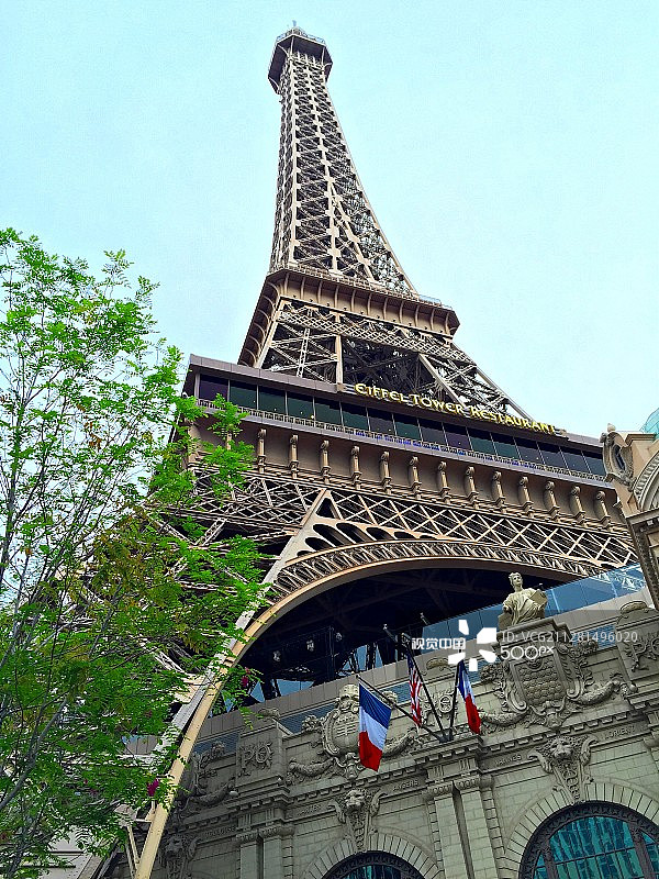 白天的街景图片素材