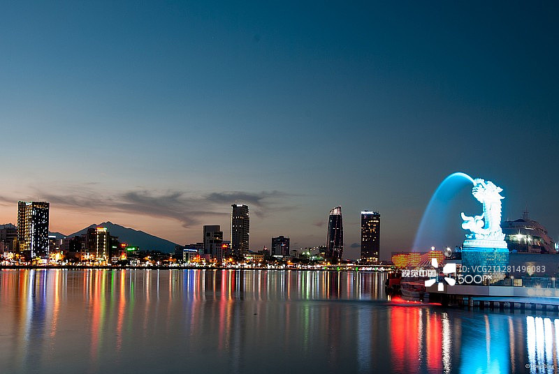 日落时分岘港天际线图片素材