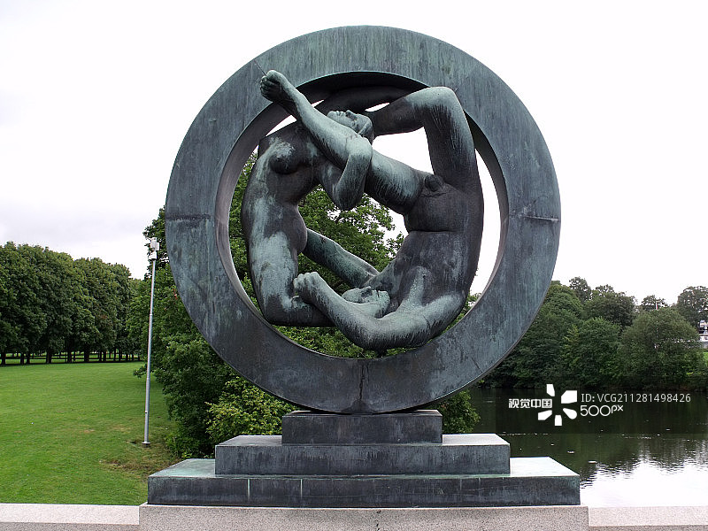奥斯陆弗罗格纳公园的维格兰雕塑公园图片素材