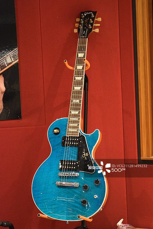 蓝色吉他图片素材