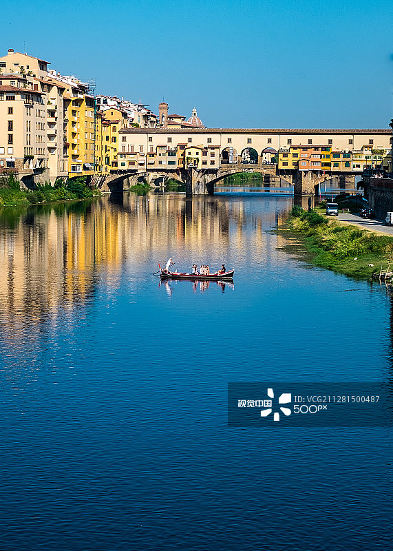 穿越阿诺河图片素材