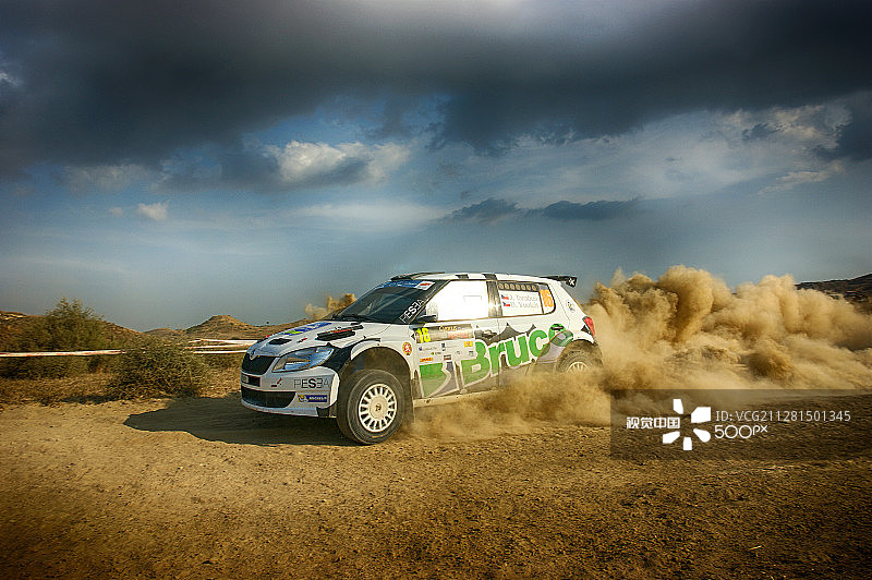 斯柯达晶锐S2000图片素材