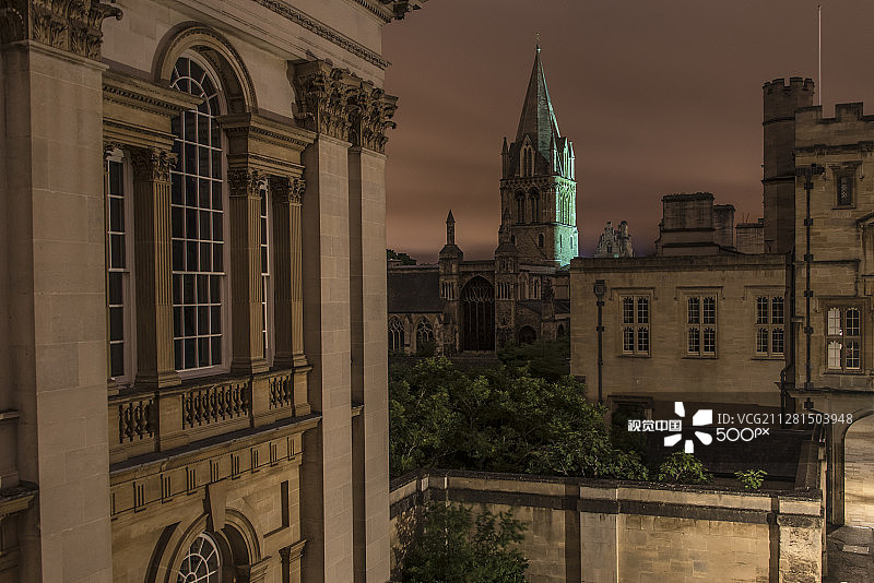 夜晚的基督教堂学院图片素材