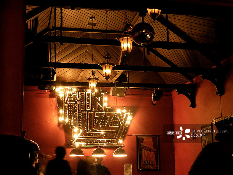 夜间照明设备特写图片素材