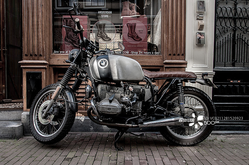 老式宝马摩托车图片素材