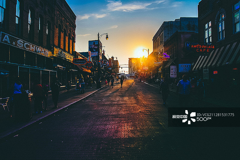 孟菲斯比尔街的日落图片素材