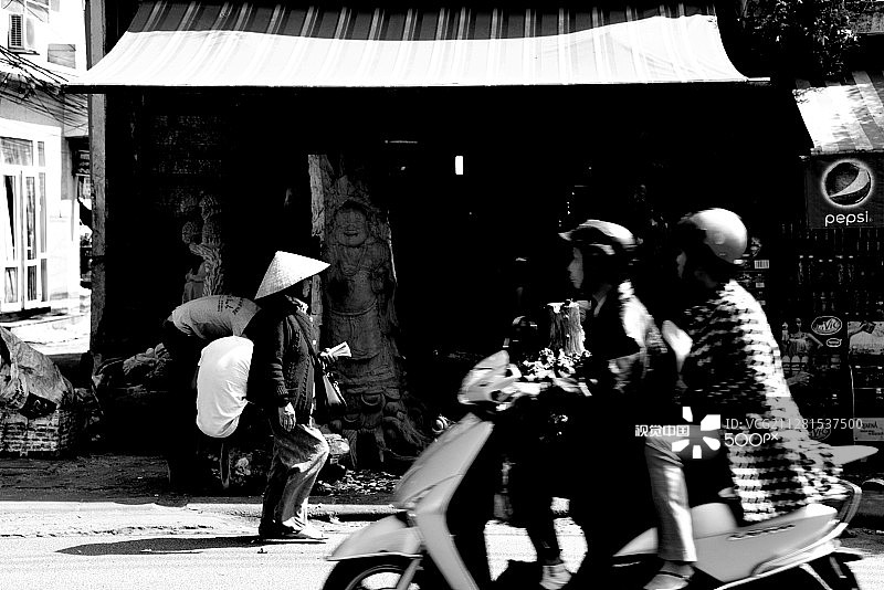 越南顺化的街头生活图片素材