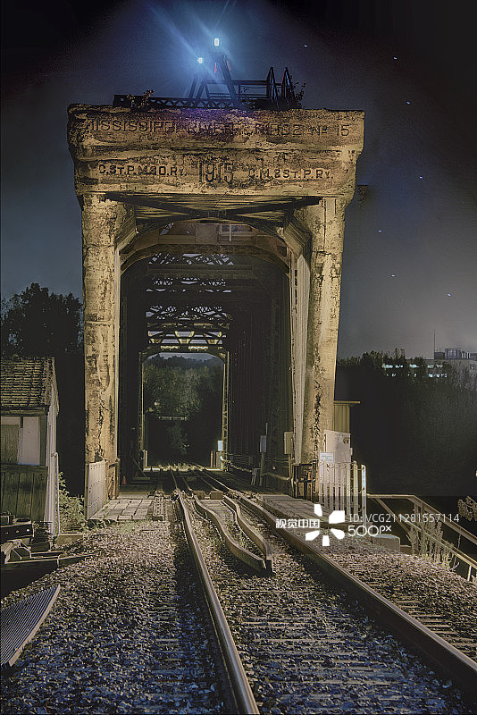 密西西比河15号桥图片素材