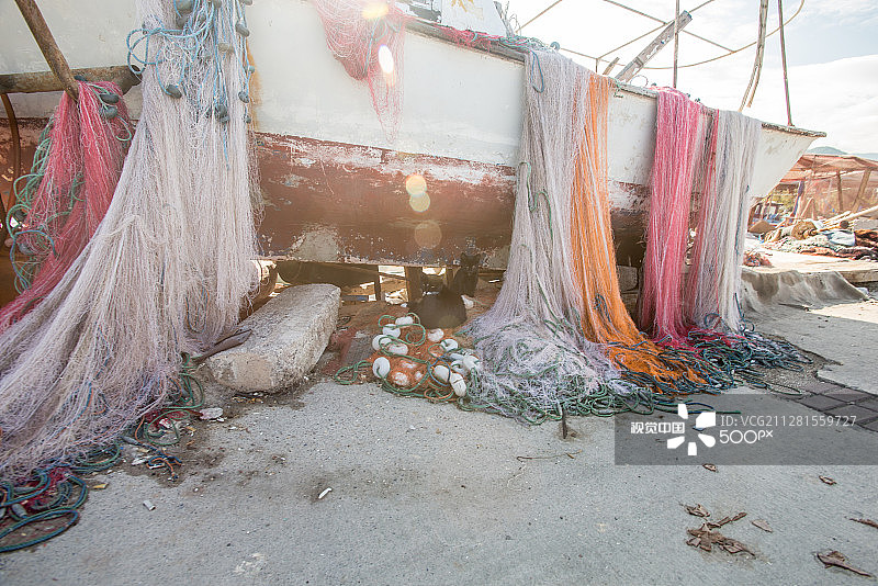 十月晴朗的一天，伊兹密尔码头图片素材