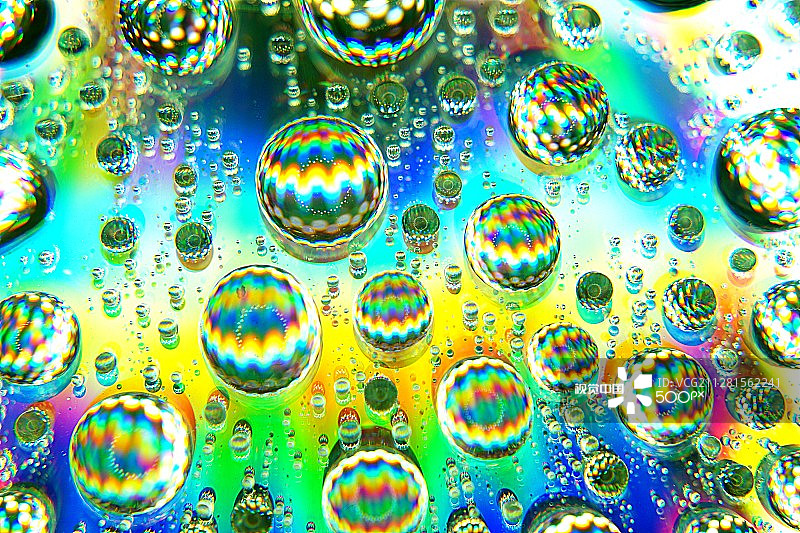 CD上的水滴图片素材