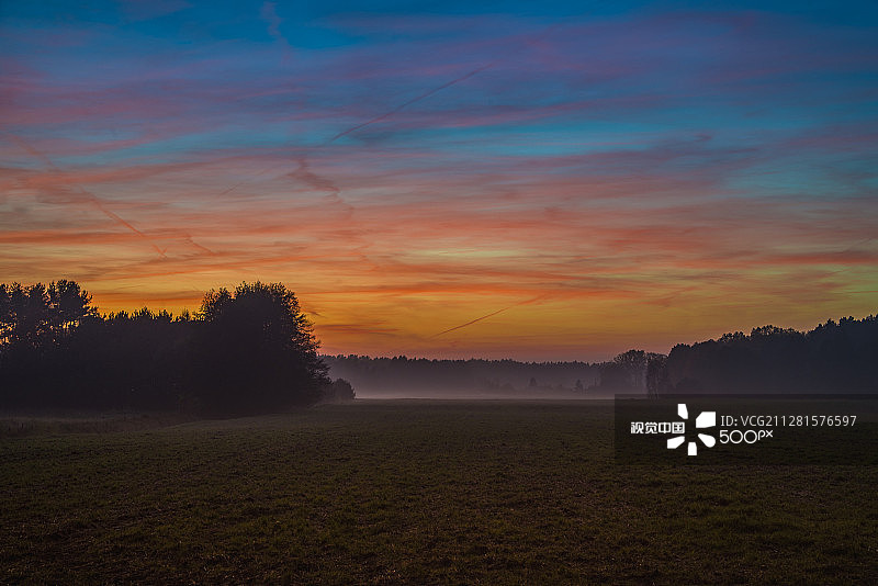 东德日落图片素材