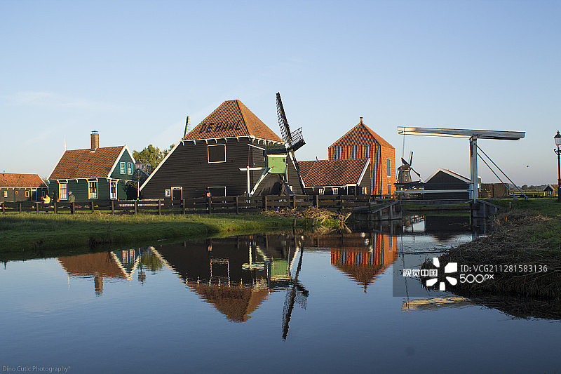 赞斯·尚斯图片素材