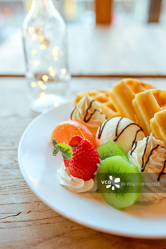 冰激凌蛋糕图片素材