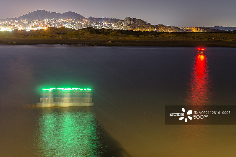 漂浮的浮标图片素材