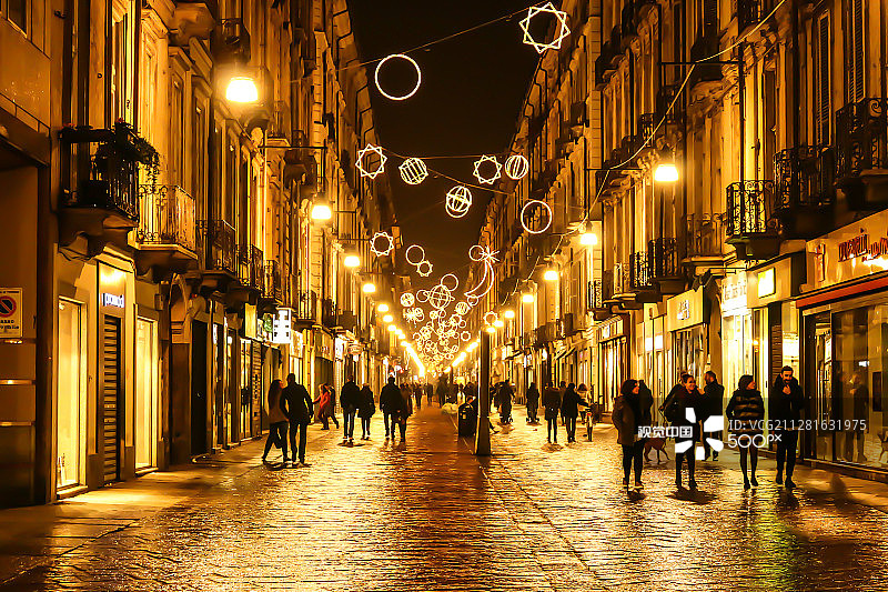 都灵的圣诞灯饰图片素材