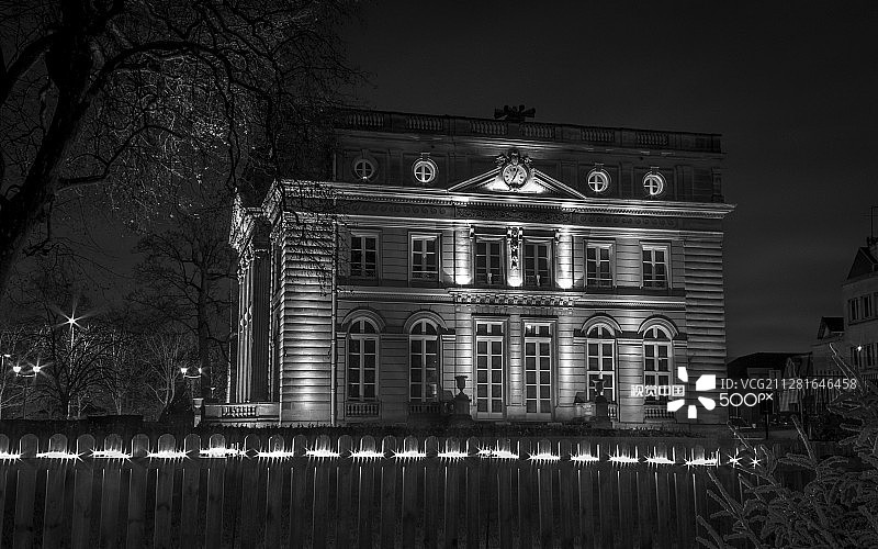 蒙莫朗西市政厅图片素材