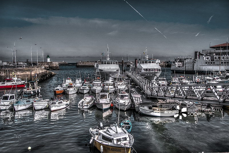 茹安维尔港图片素材