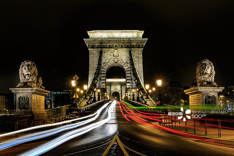 匈牙利布达佩斯链桥图片素材