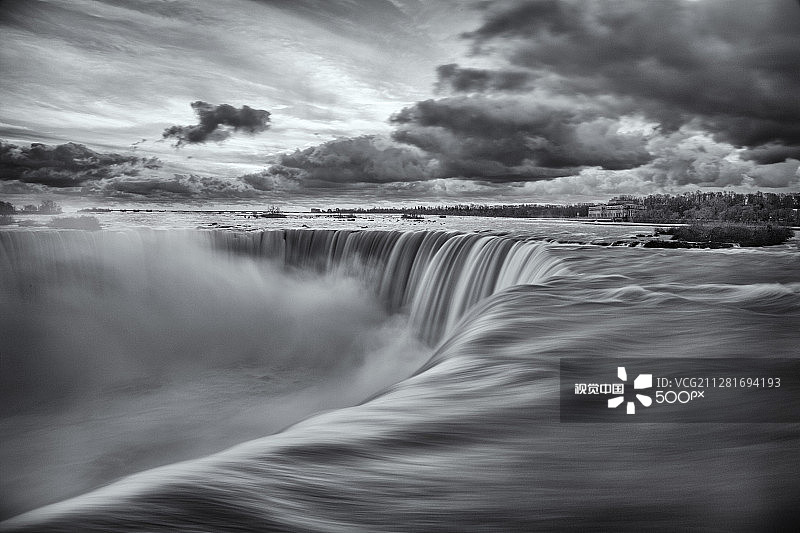 马蹄铁黑白S图片素材