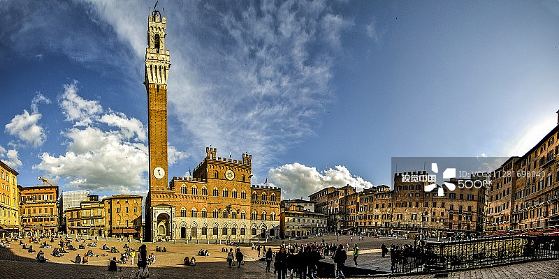 锡耶纳田野广场图片素材