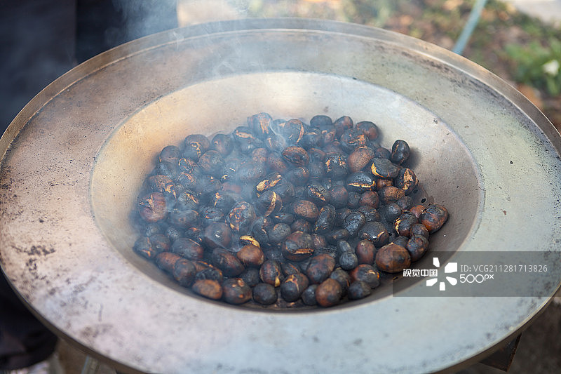 烤栗子图片素材