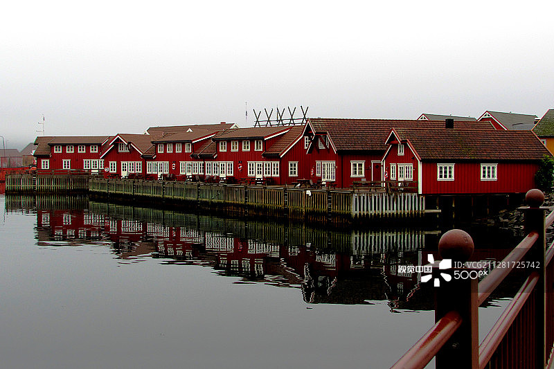 罗弗敦群岛的红房子图片素材