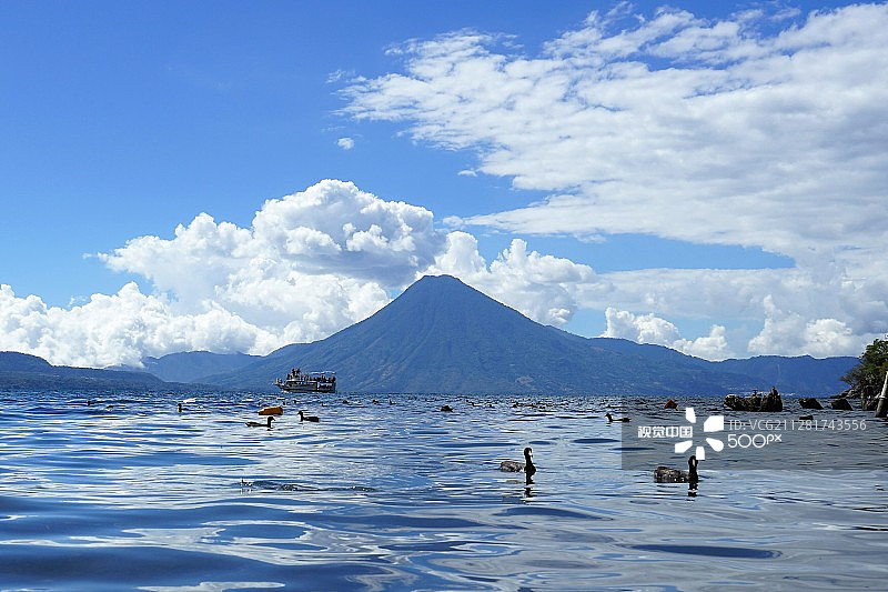 阿蒂特兰湖图片素材