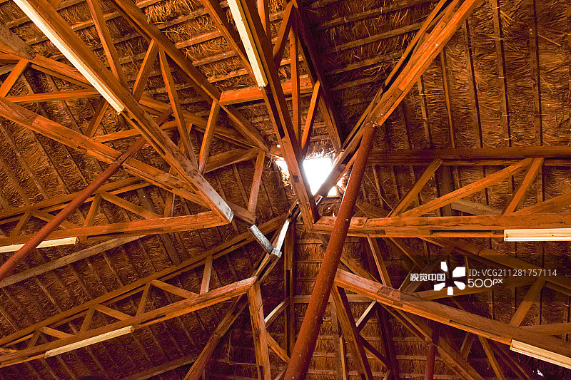 陶工的木结构图片素材
