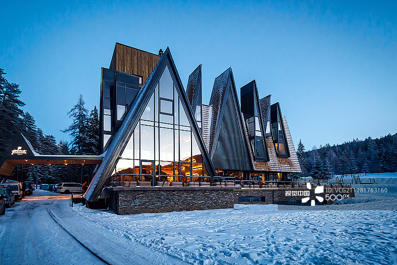 雪地酒店图片素材