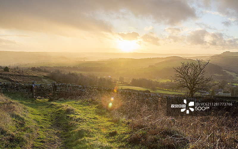 峰区的日落图片素材