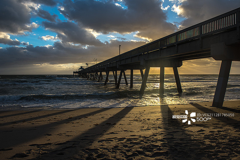 迪尔菲尔德海滩日出图片素材