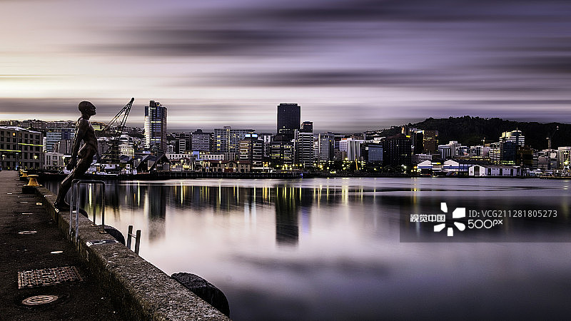 粉色惠灵顿靴图片素材