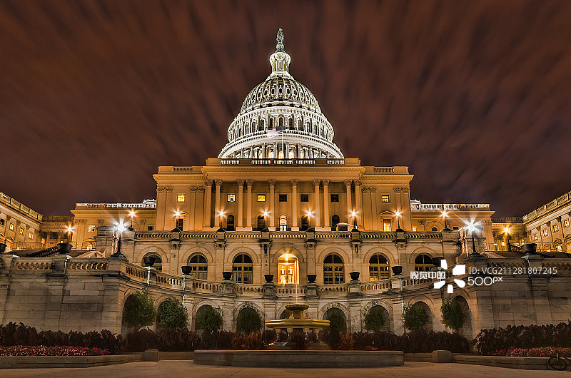 华盛顿特区国会大厦夜景图片素材
