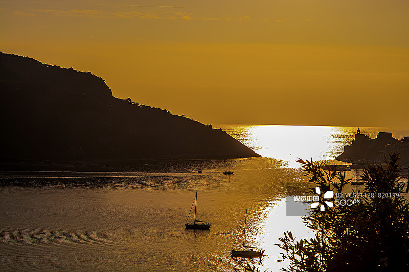 波托韦内雷新年庆祝图片素材