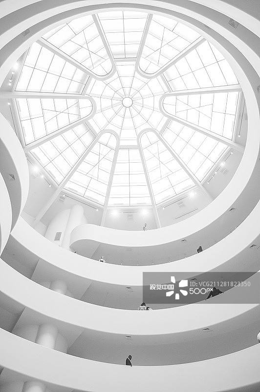 白色的古根海姆图片素材