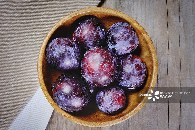 新鲜李子图片素材