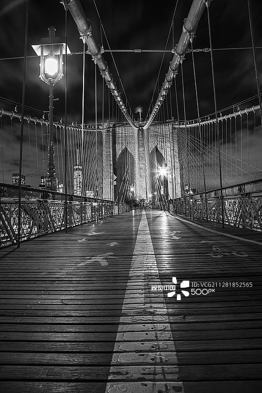 黑白布鲁克林大桥图片素材