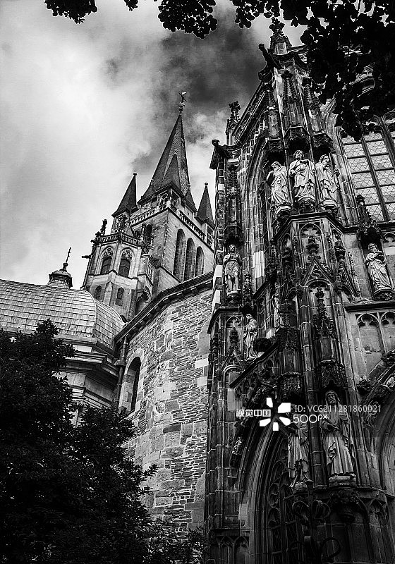 亚琛大教堂黑白照图片素材