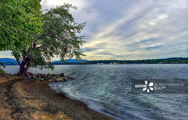 风中的哈德逊河图片素材