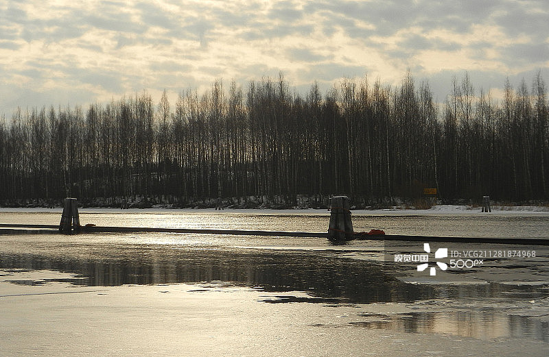 芬兰约恩苏的日出图片素材