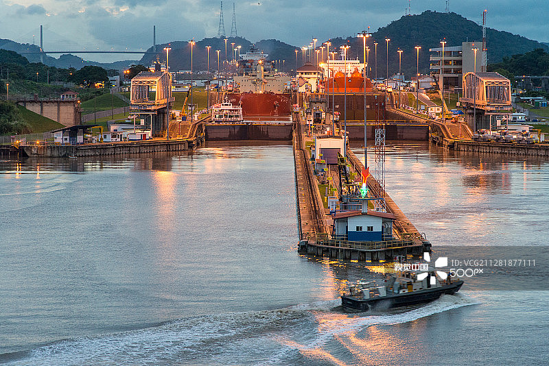 巴拿马运河过境图片素材