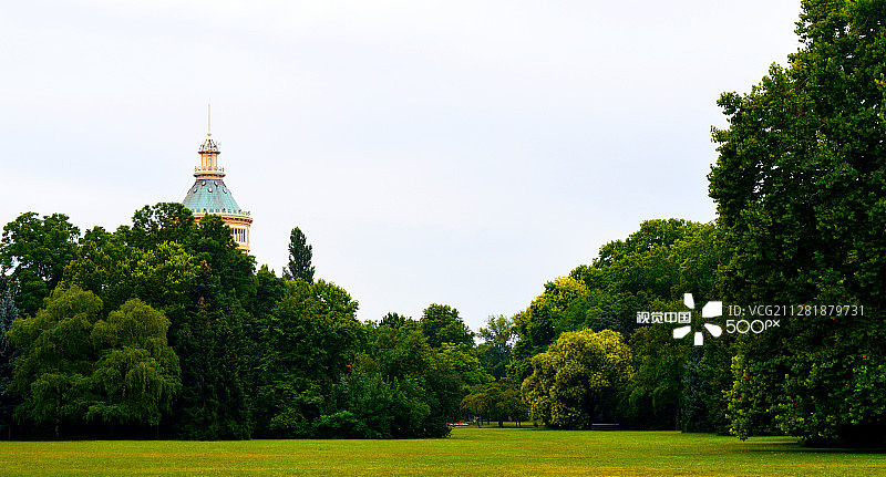 布达佩斯花园图片素材