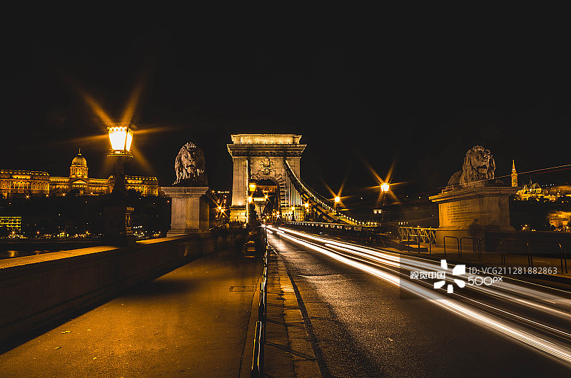 布达佩斯链桥图片素材