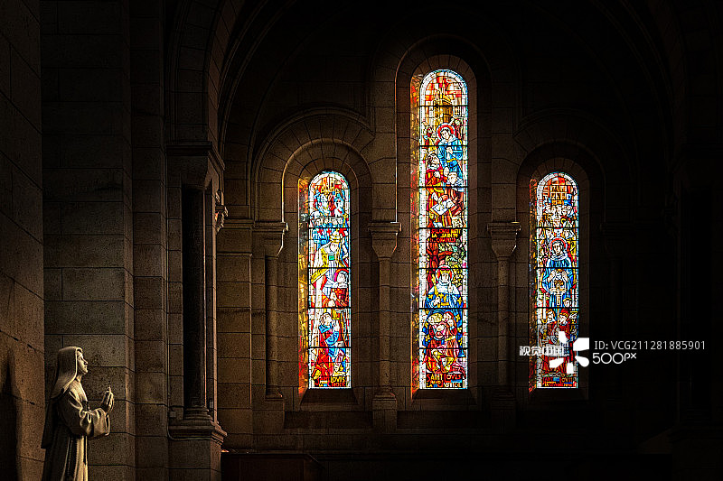 祈祷的天使图片素材