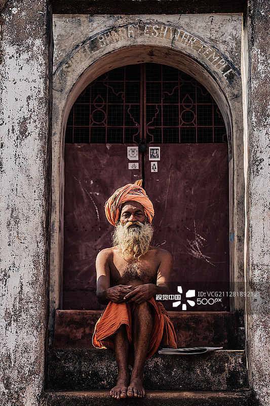 苦行僧图片素材
