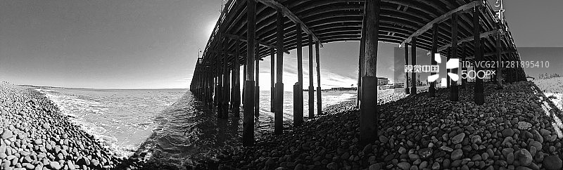 文图拉码头黑白照片图片素材