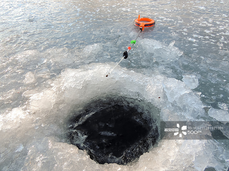 冰上冬钓图片素材